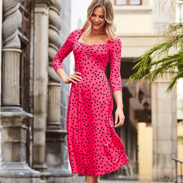 sweetheart neckline midi dress from Sosandar