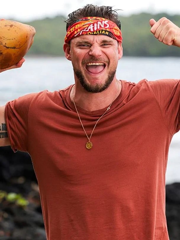Rich survivor contestant