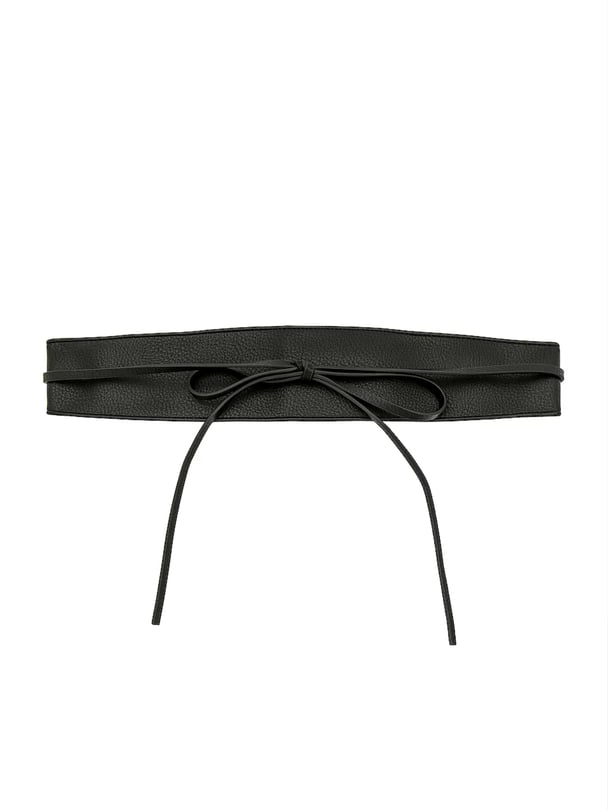 Image: Petit Moments belt.