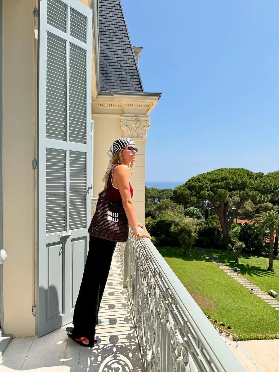 Sofia Grainge wears thongs while on holiday in the South of France.