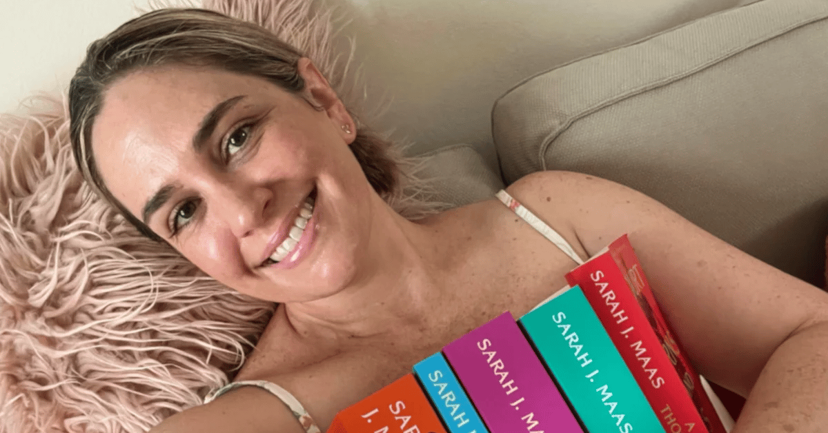 A Court of Thorns and Roses intelligence overview