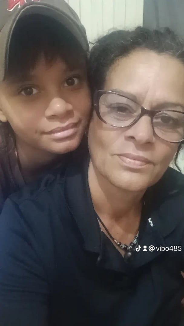 Adiel Boyd and her mum Victoria.