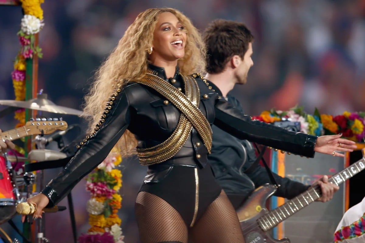 Beyoncé performing at the 2016 Super Bowl Halftime Show, where she sang with Coldplay and Bruno Mars. 