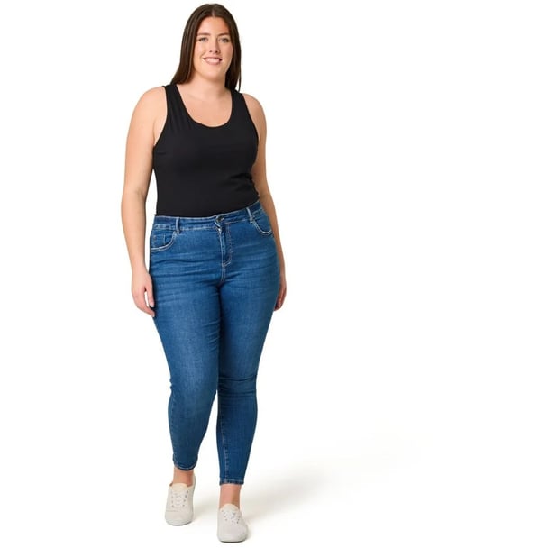 woman wearing Big W Avella tank top in black