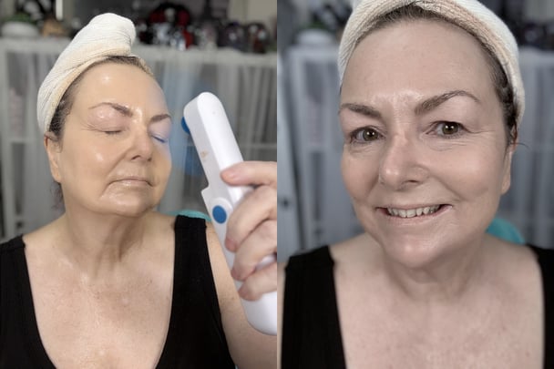 Teresa using a handheld mini fan to dry her face after applying a hydrating setting mist.