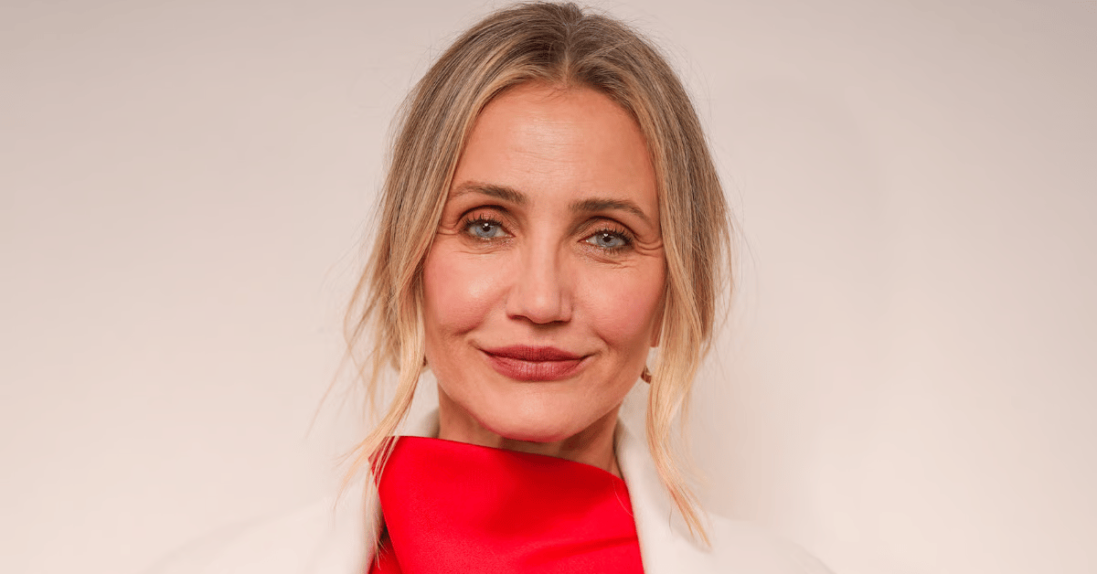 'I'm a hairstylist. This 5-minute styling trick makes thin hair look twice as thick."
