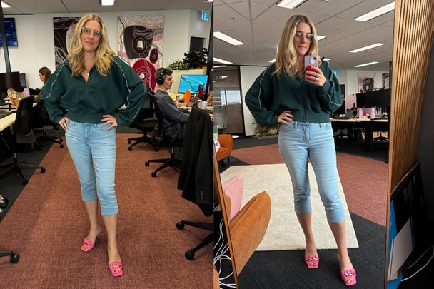 woman wearing capris and pink heels 