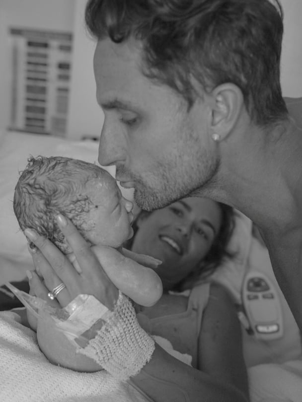 chloe-fisher-paul-fisher-hospital-baby-newborn-andi