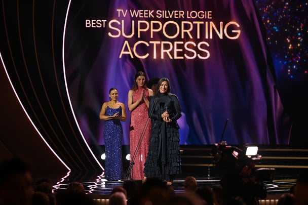 Claudia Karvan accepts her Logie Award.