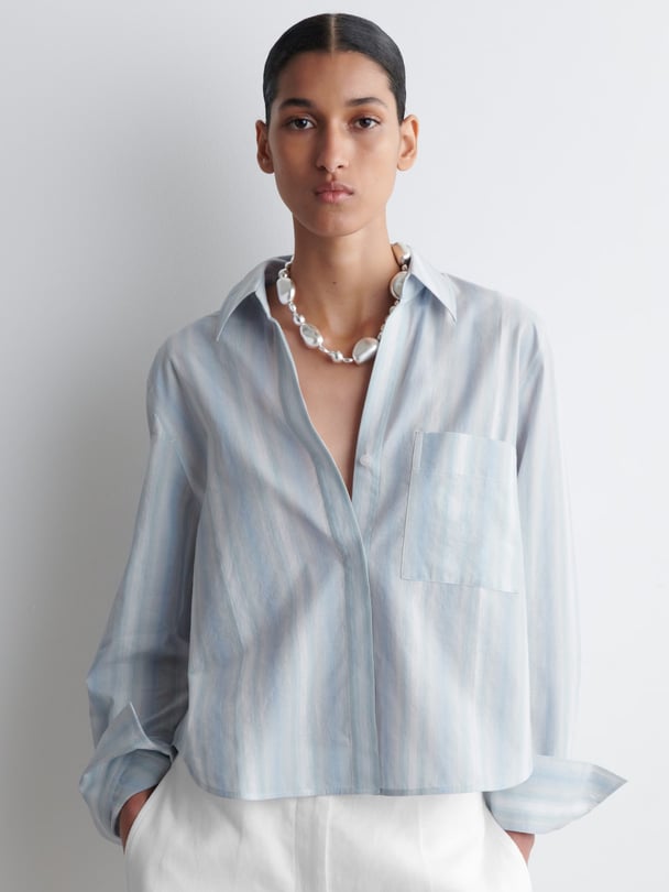 Blue soft striped boxy button up. 
