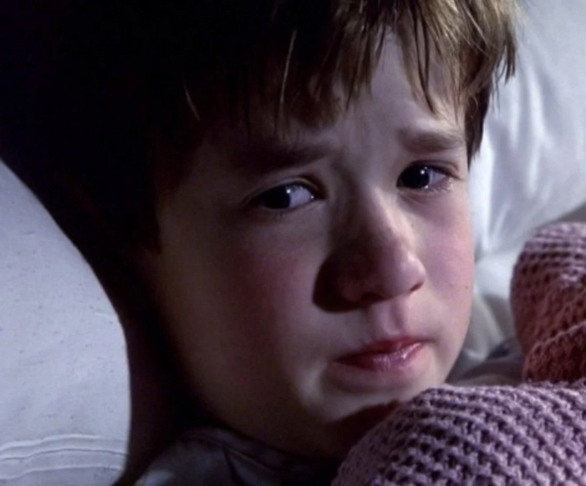 scene from The Sixth Sense 