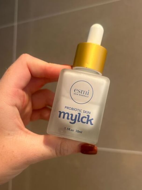 esmi Probiotic Skin Mylck.