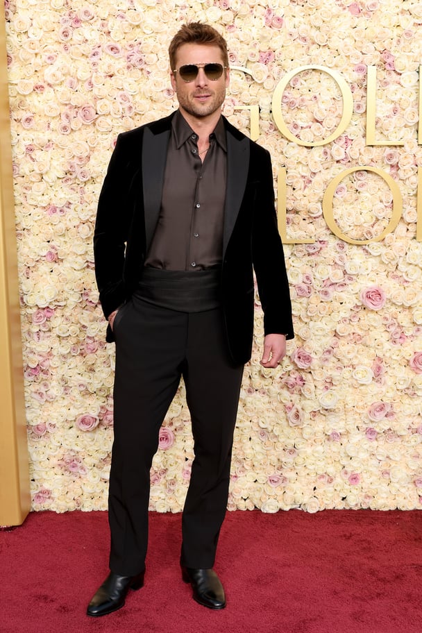 Glen Powell attends the 82nd Annual Golden Globe Awards.