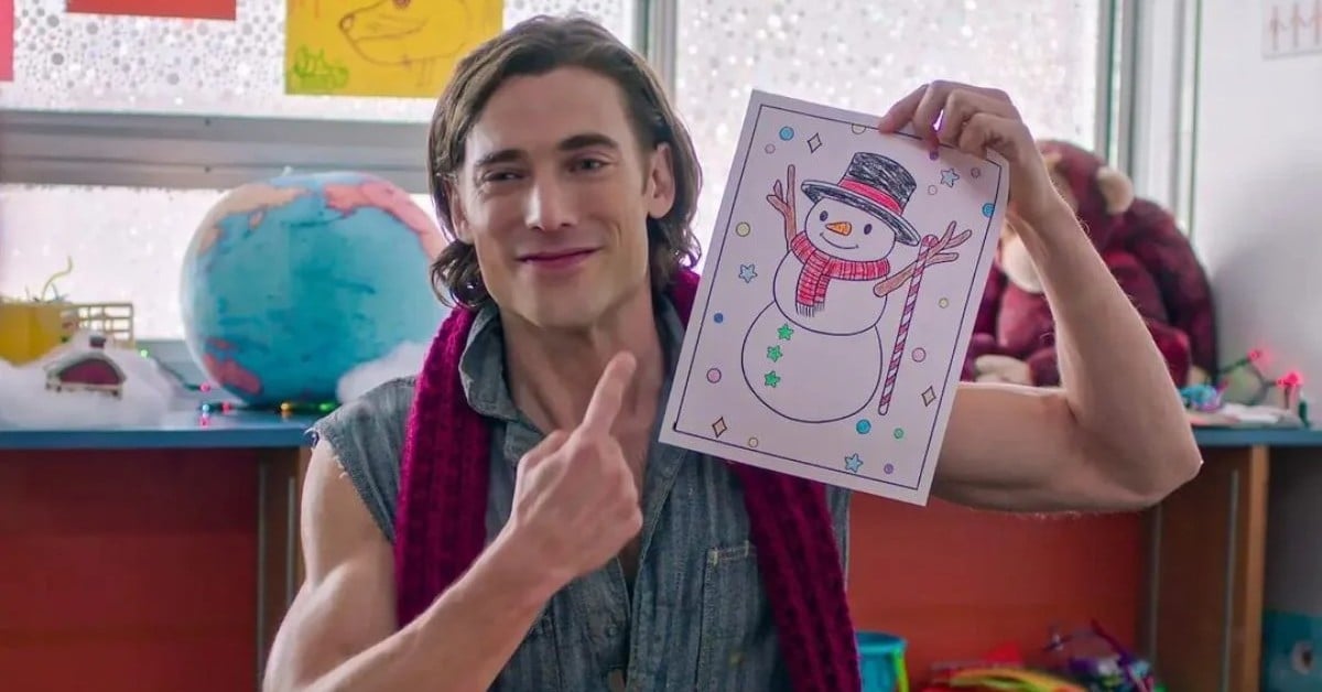 This Netflix Christmas movie makes a case for hooking up with your local snowman.