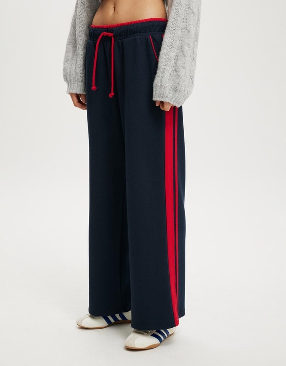 Contrast Wide Leg Sweatpant