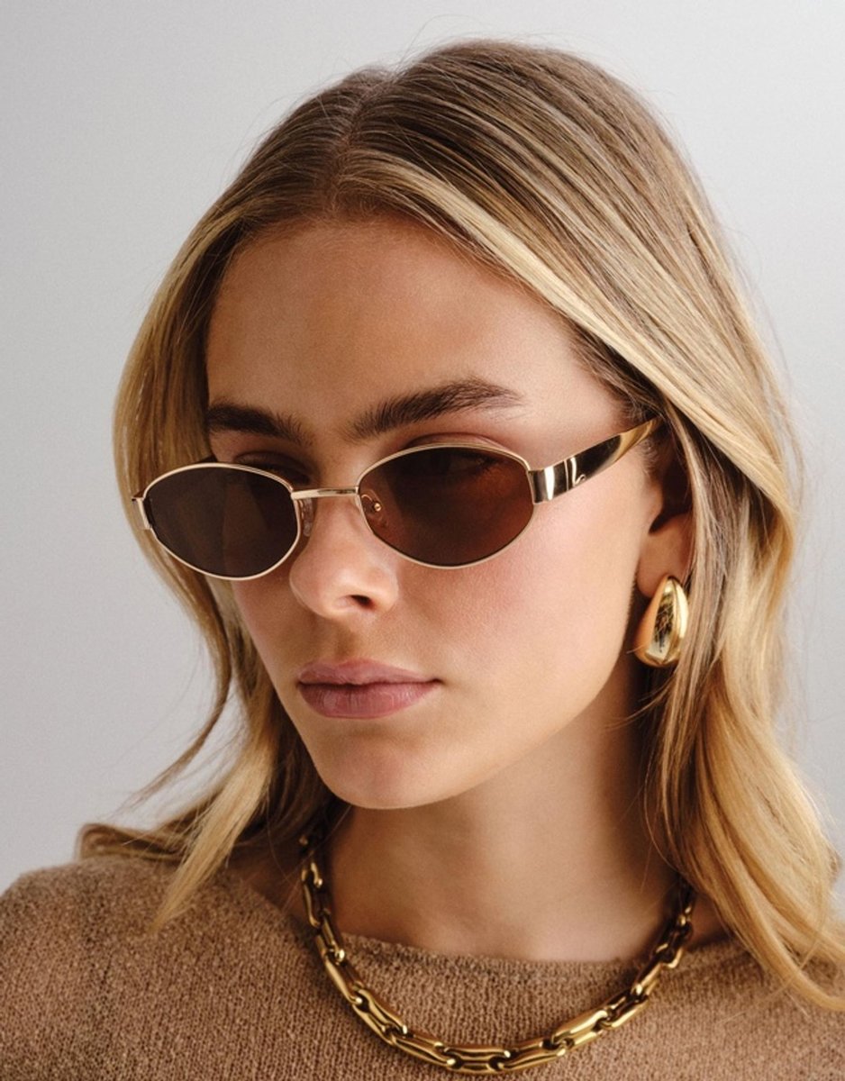 round design sunglasses from Luv Lou