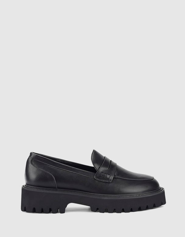 black chunky loafer from Verali
