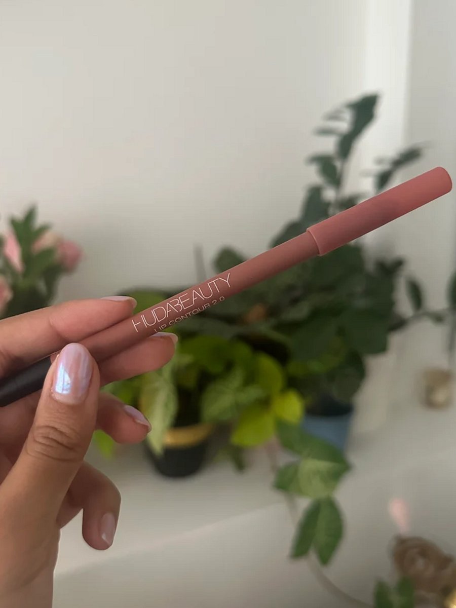 Huda Beauty Lip Contour. Image: Supplied.