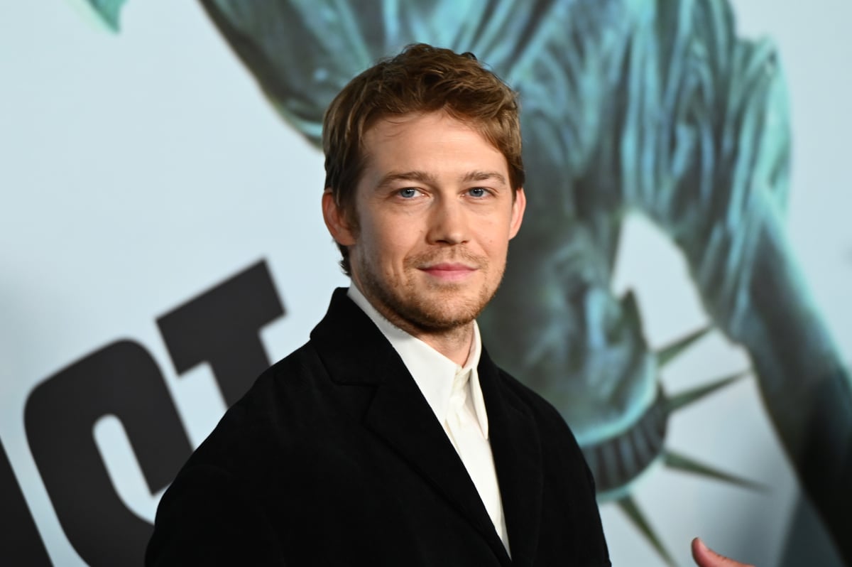 Joe Alwyn attends the Los Angeles special screening of A24's The Brutalist at Vista Theatre on December 5, 2024 in Los Angeles, California. 