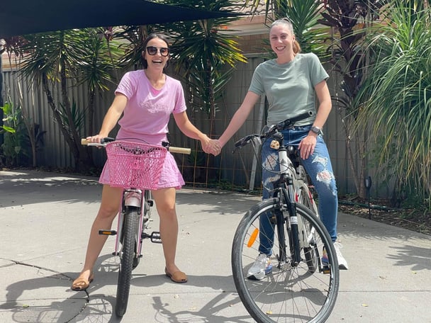 Kelly Wilkinson, right, was murdered by her estranged husband in 2021.