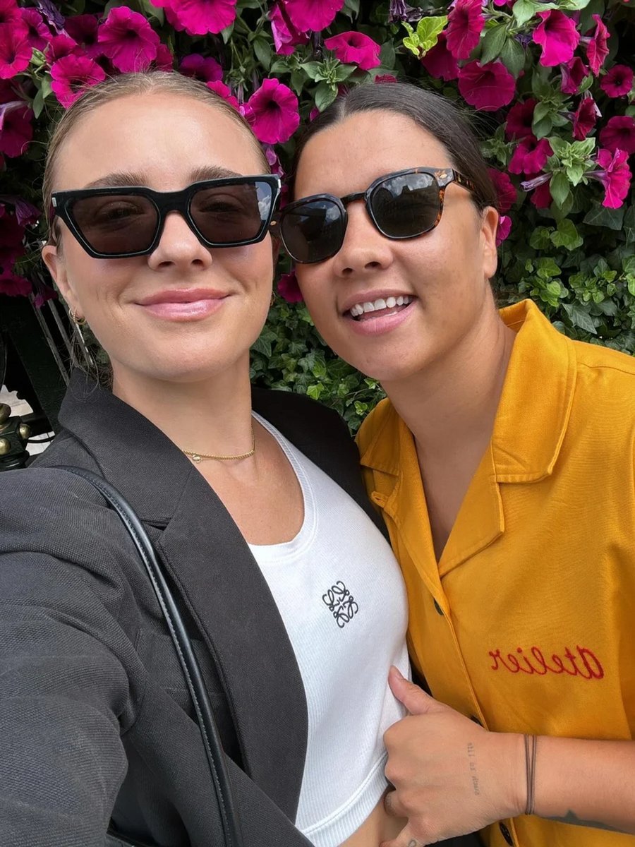 Sam Kerr and Kristie Mewis. 