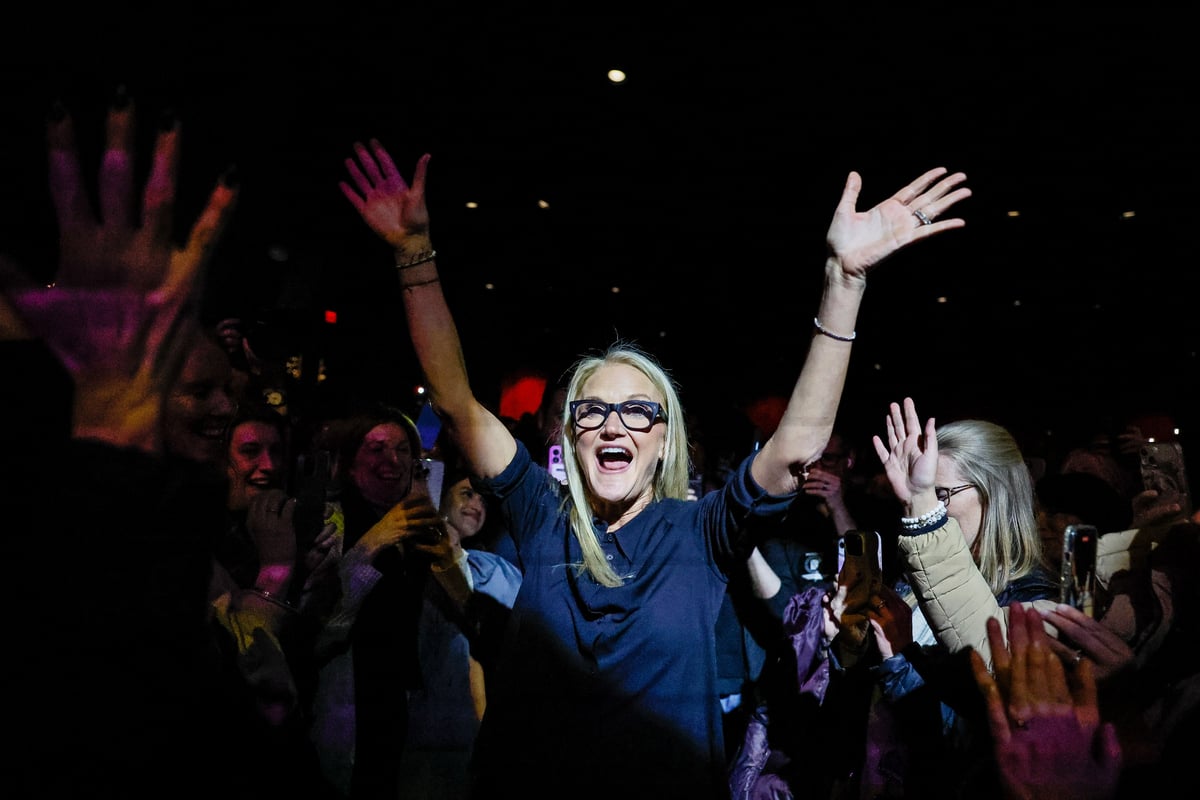 Mel Robbins.