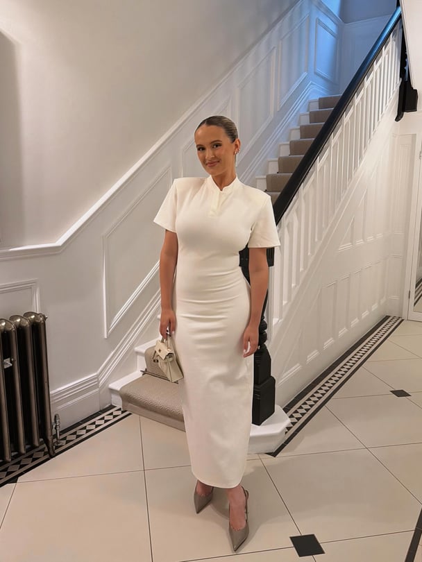 molly-mae-white-cream-dress-maebe