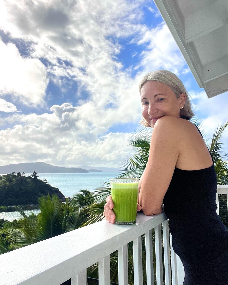 monique-van-tulder-green-juice