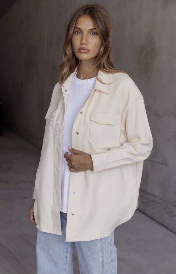 Nelsie shacket in butter 