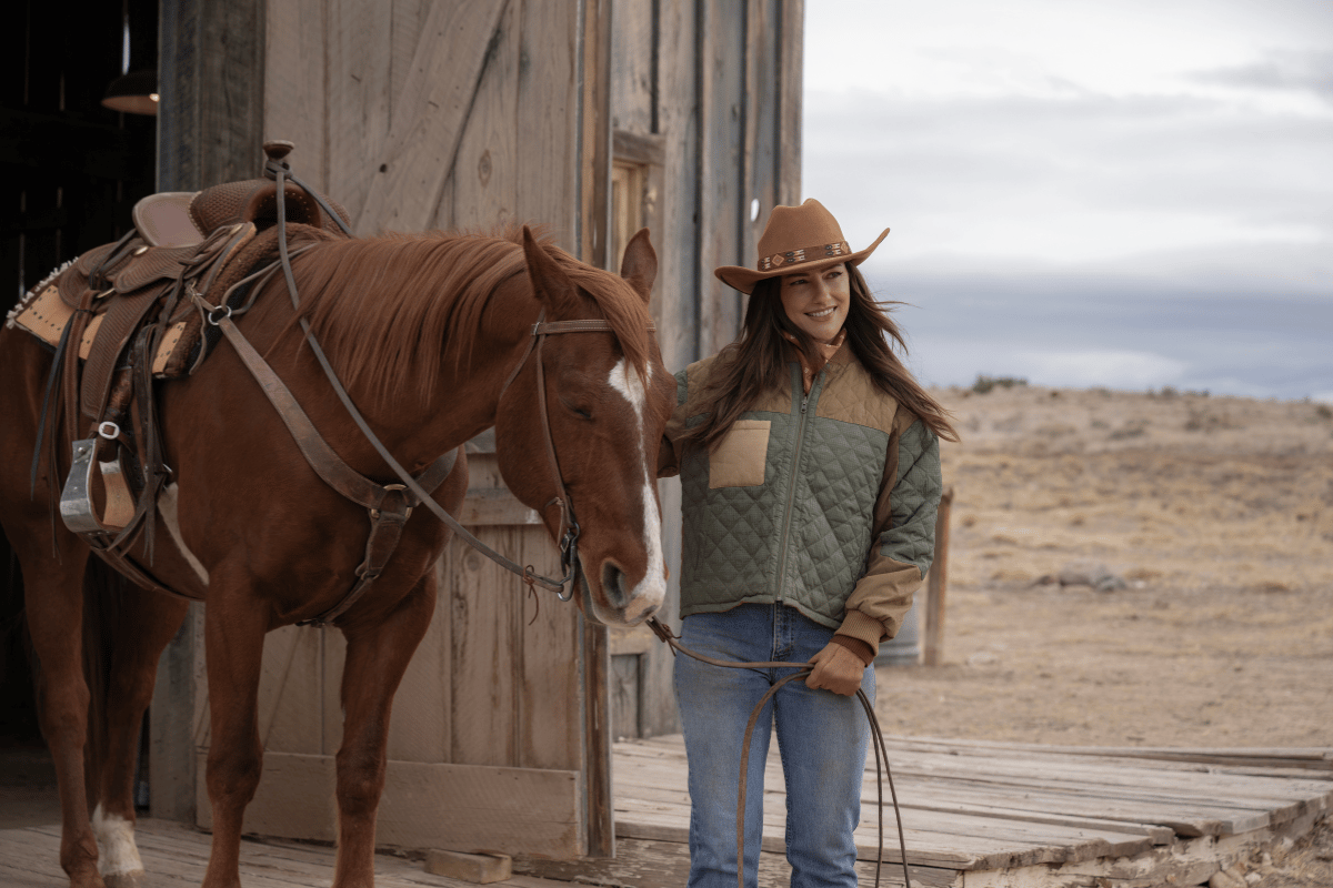  Minka Kelly is one of the leading stars of Ransom Canyon. 