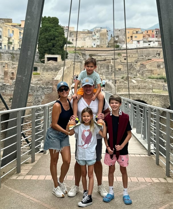 Nick and Vanessa Lachey with their children.