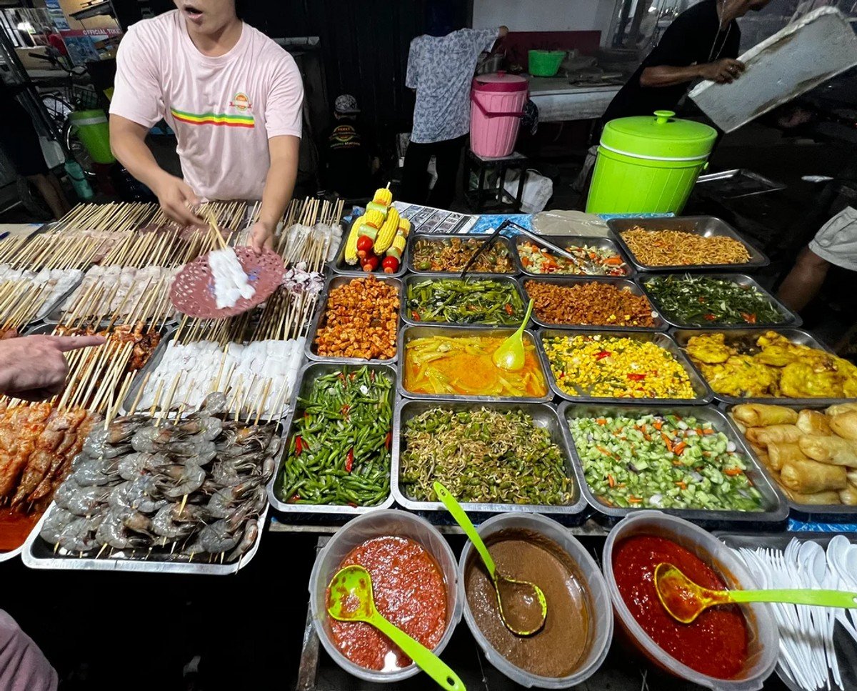 night market Gili T 