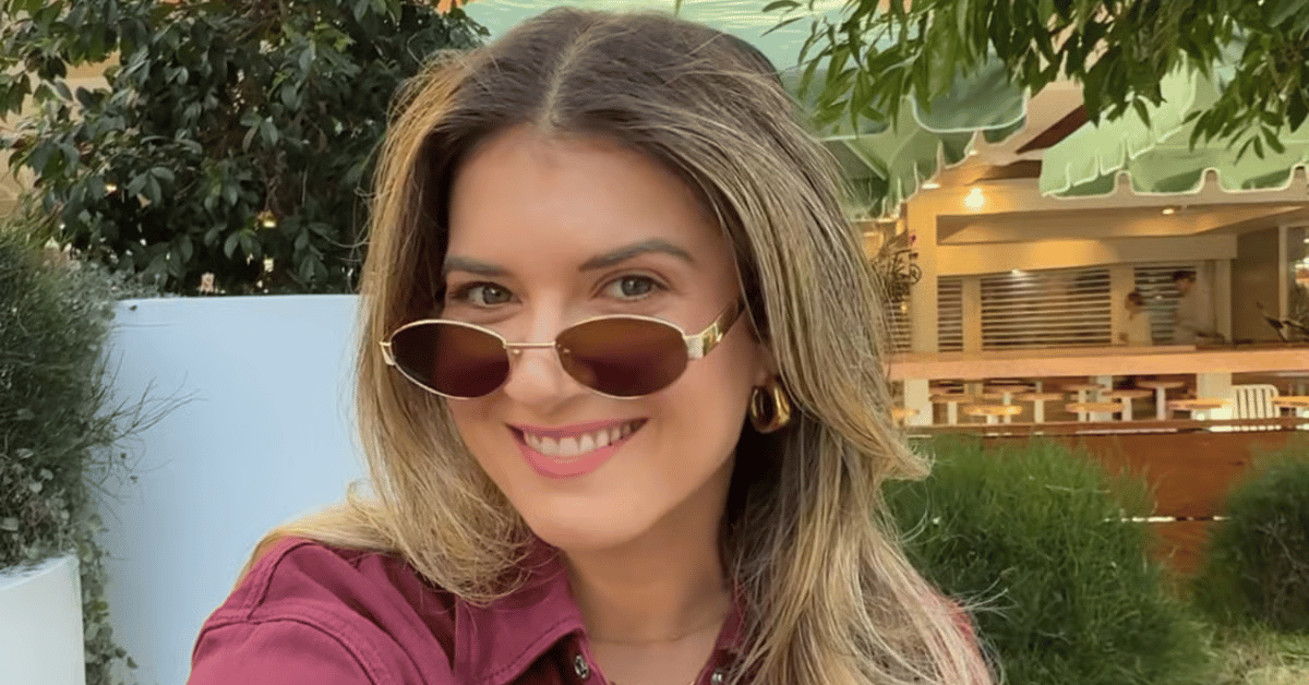 'At 30, I swapped Sydney for a "retirement town". It was the best decision of my life."