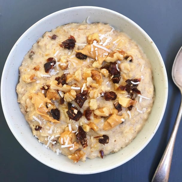 Peanut butter and date porridge.