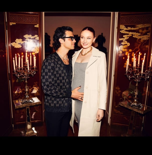 Sophie Turner pregnant with Joe Jonas