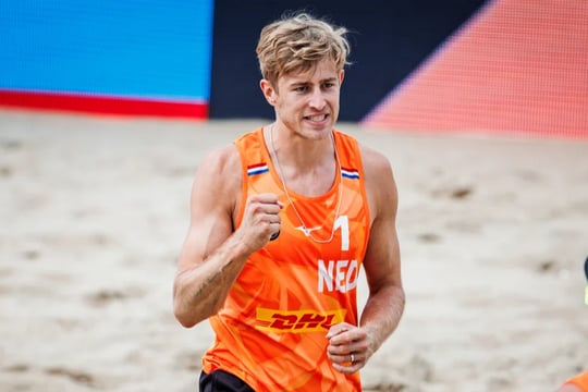 Steven van de Velde's presence at the Olympics caused uproar. Now he wants to come to Australia.