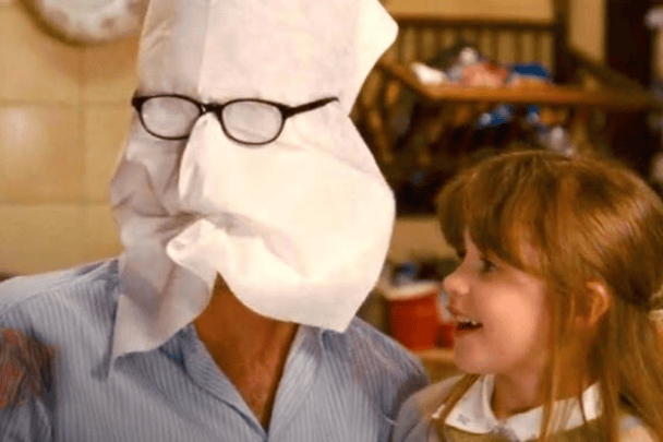 Jude Law as Mr. Napkin Head in The Holiday movie.