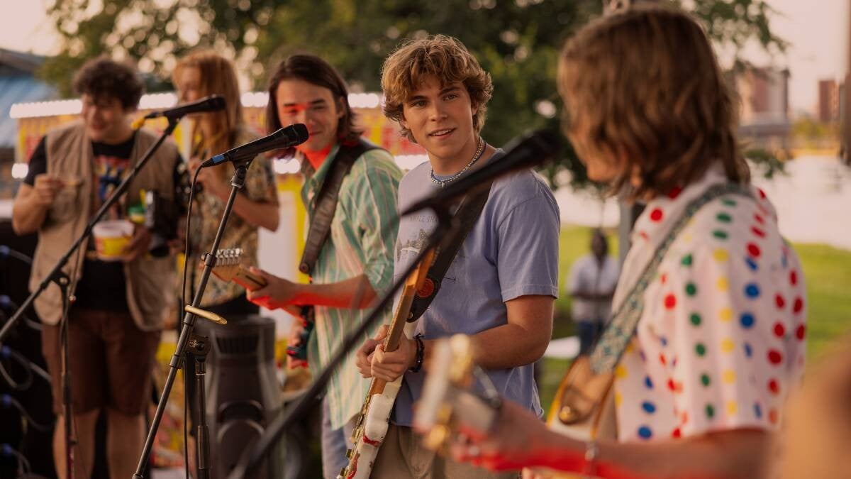 Will Lipton stars as Charlie Cooper in teen band drama, The Runarounds.