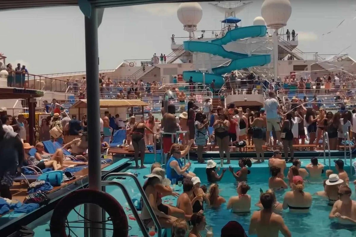 poop cruise