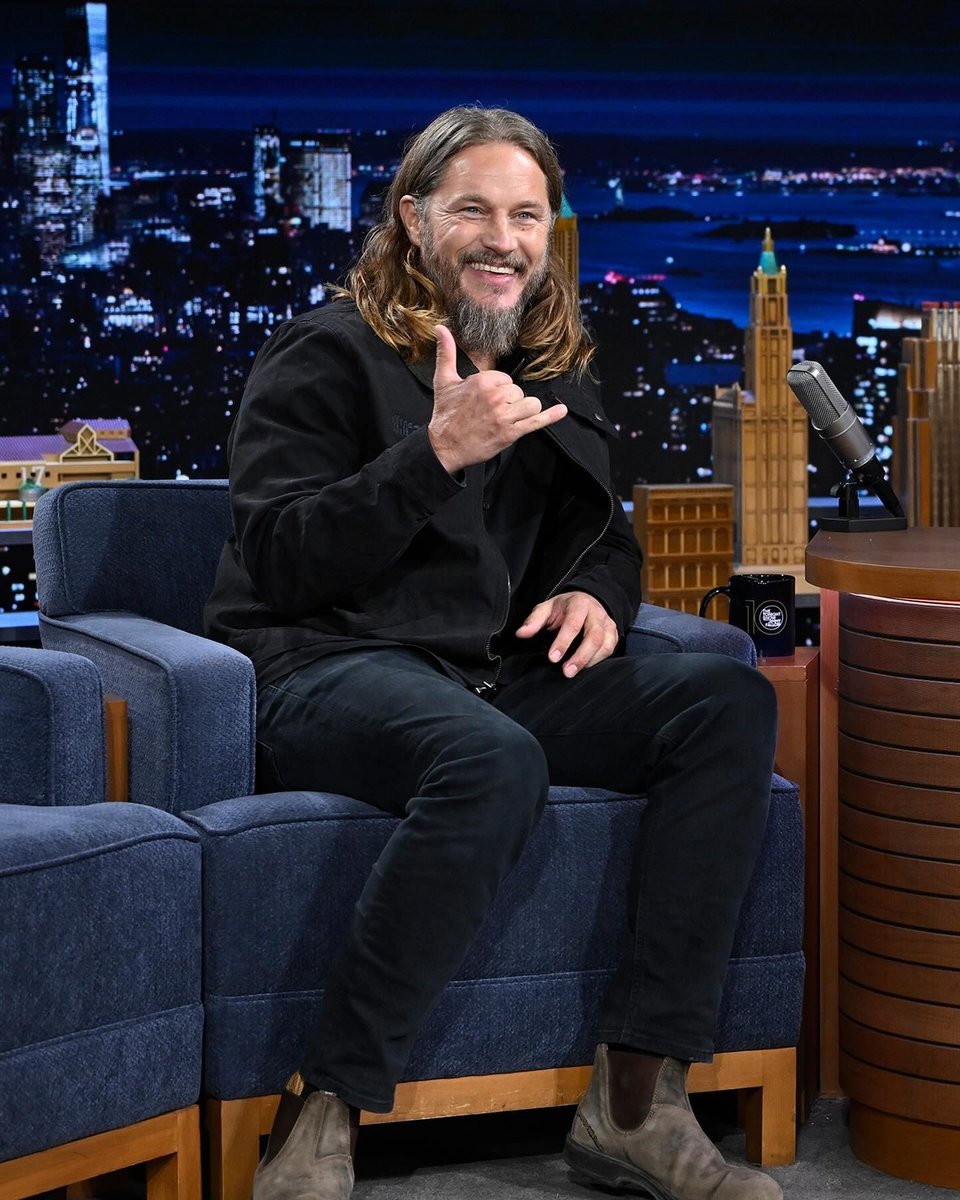 Travis Fimmel appears on The Tonight Show with Jimmy Fallon. 