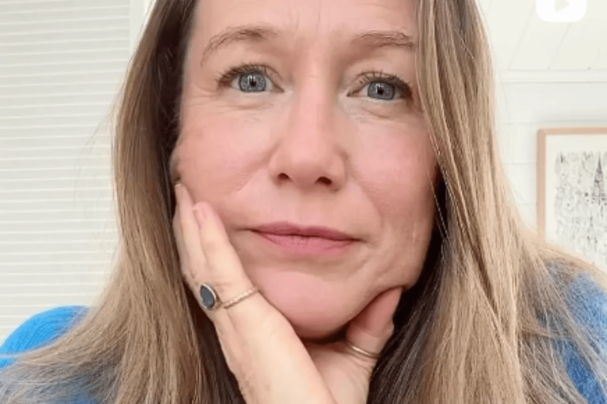 HOLLY WAINWRIGHT: So, what do people do at night?